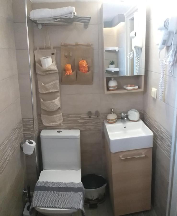 The George Apartments Nea Kallikrateia Экстерьер фото
